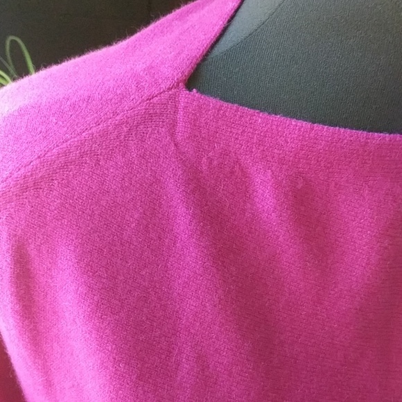 LAST DAY  ⭐Nordstrom Cashmere Pink Cape Shawl - Picture 4 of 8